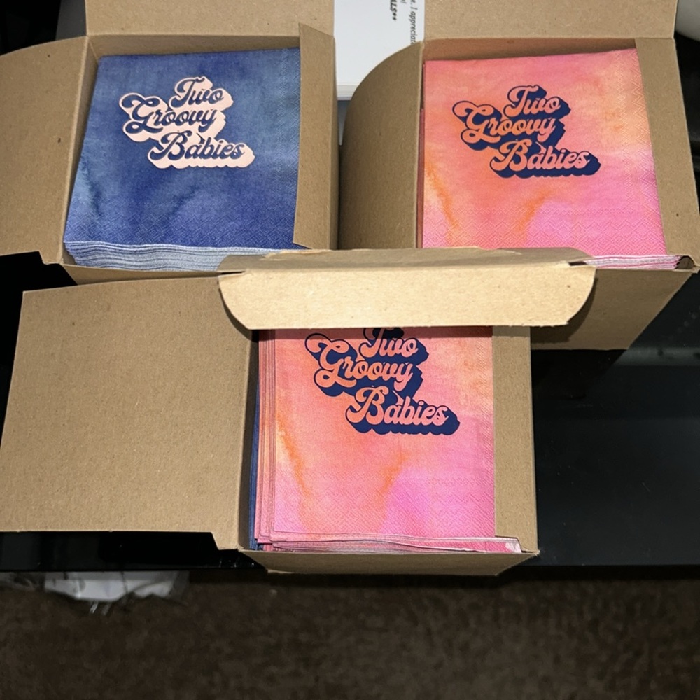 TWO GROOVY BABIES‎ BLUE & LINK TIE DYE NAPKINS